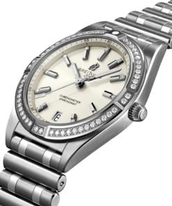 Alternative view of CHRONOMAT 32