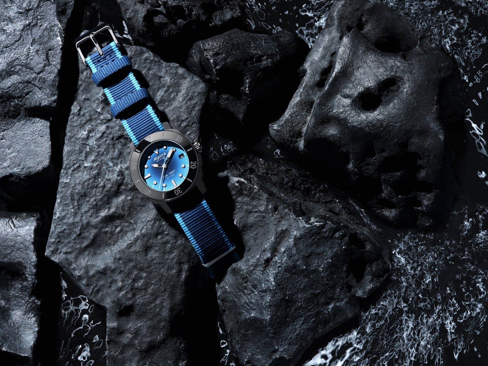 Seastrong Diver Comtesse Gyre Automatic Smoked Blue - Image 3