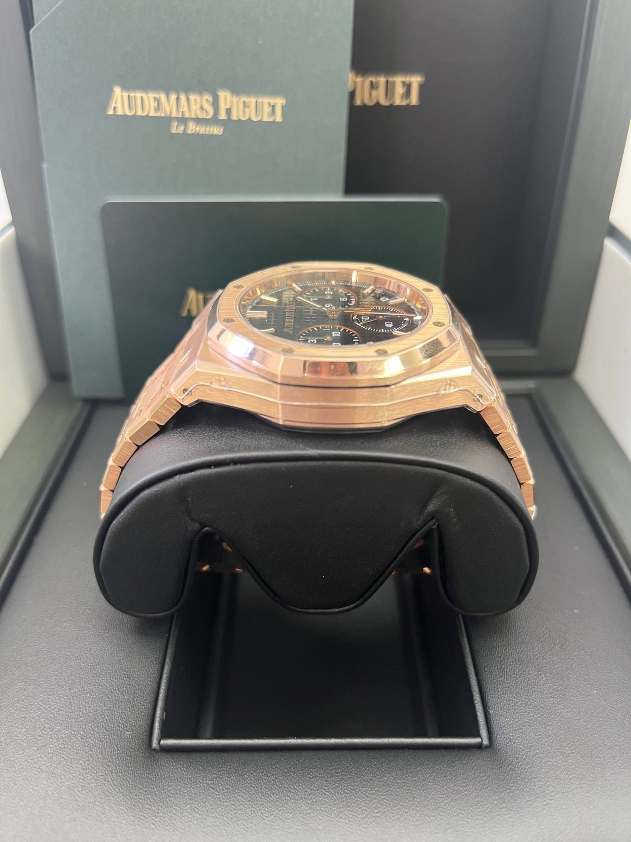 Audemars Piguet Royal Oak Chronograph SELFWINDING CHRONOGRAPH 50TH ANNIVERSARY Black Dial Rose Gold 26240OR.OO.1320OR.02 - Image 6
