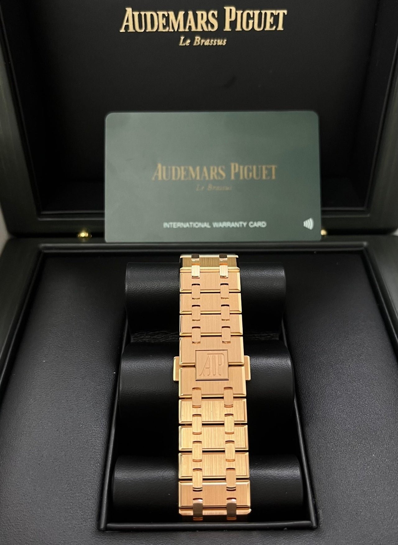 Audemars Piguet Royal Oak Selfwinding 2023 Release ROYAL OAK SELFWINDING Rose Gold Blue Dial 41mm 15510OR.OO.1320OR.03 - Image 7