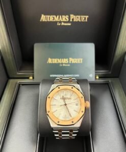 Alternative view of Audemars Piguet Royal Oak Selfwinding "50th Anniversary" 37mm 15550SR.OO.1356SR.01