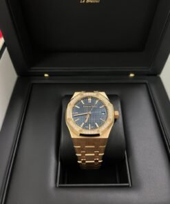 Alternative view of Audemars Piguet Royal Oak Selfwinding 50th Anniversary Blue Dial 15551OR.ZZ.1356OR.02