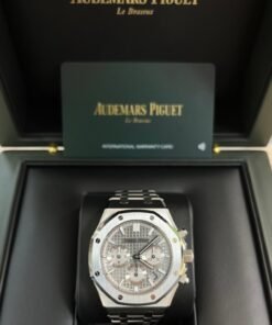 Alternative view of Audemars Piguet Royal Oak Selfwinding Chronograph (Ref# 26715ST.OO.1356ST.02)