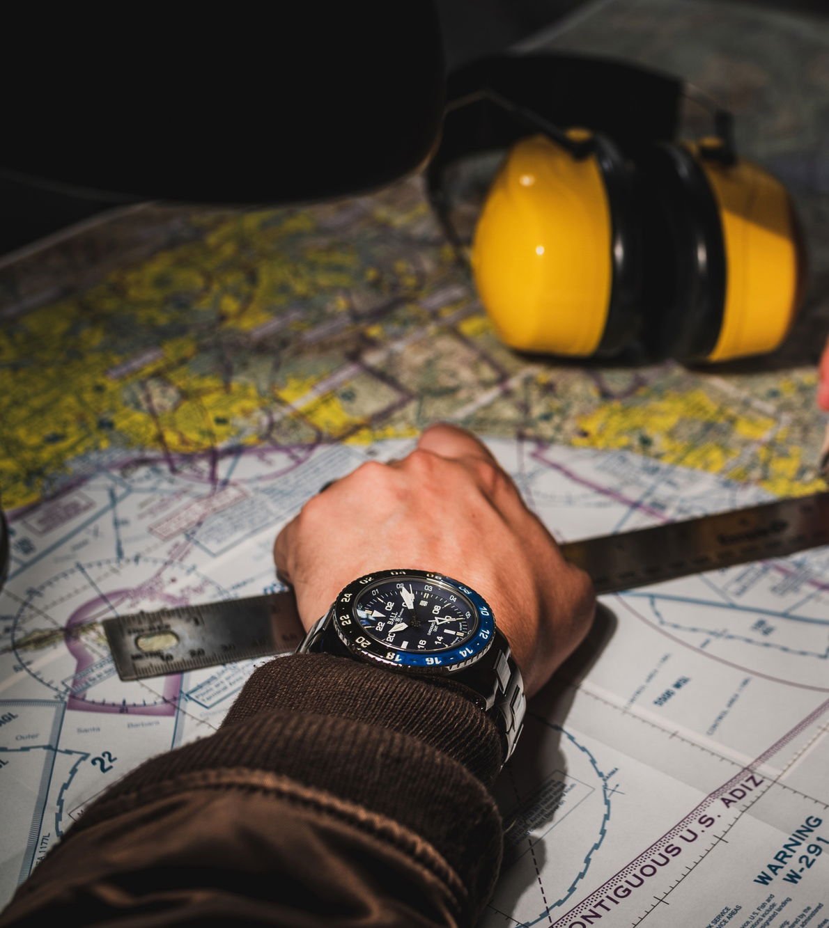 Engineer Hydrocarbon AeroGMT II 42 - Image 4