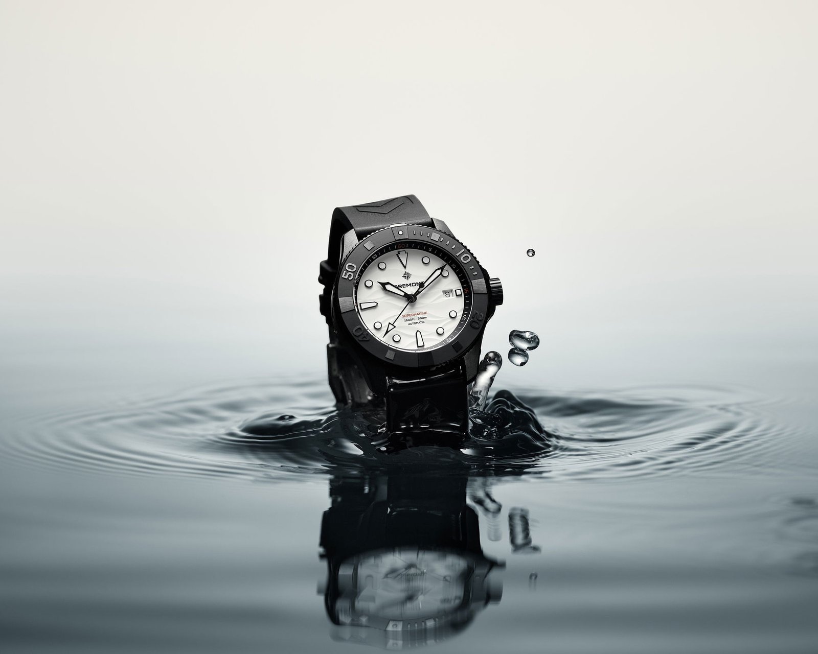 Supermarine 500M Full Ceramic Polar White - Image 3