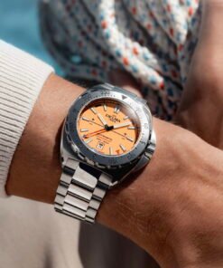 Alternative view of Oceanmaster Lume Automatic