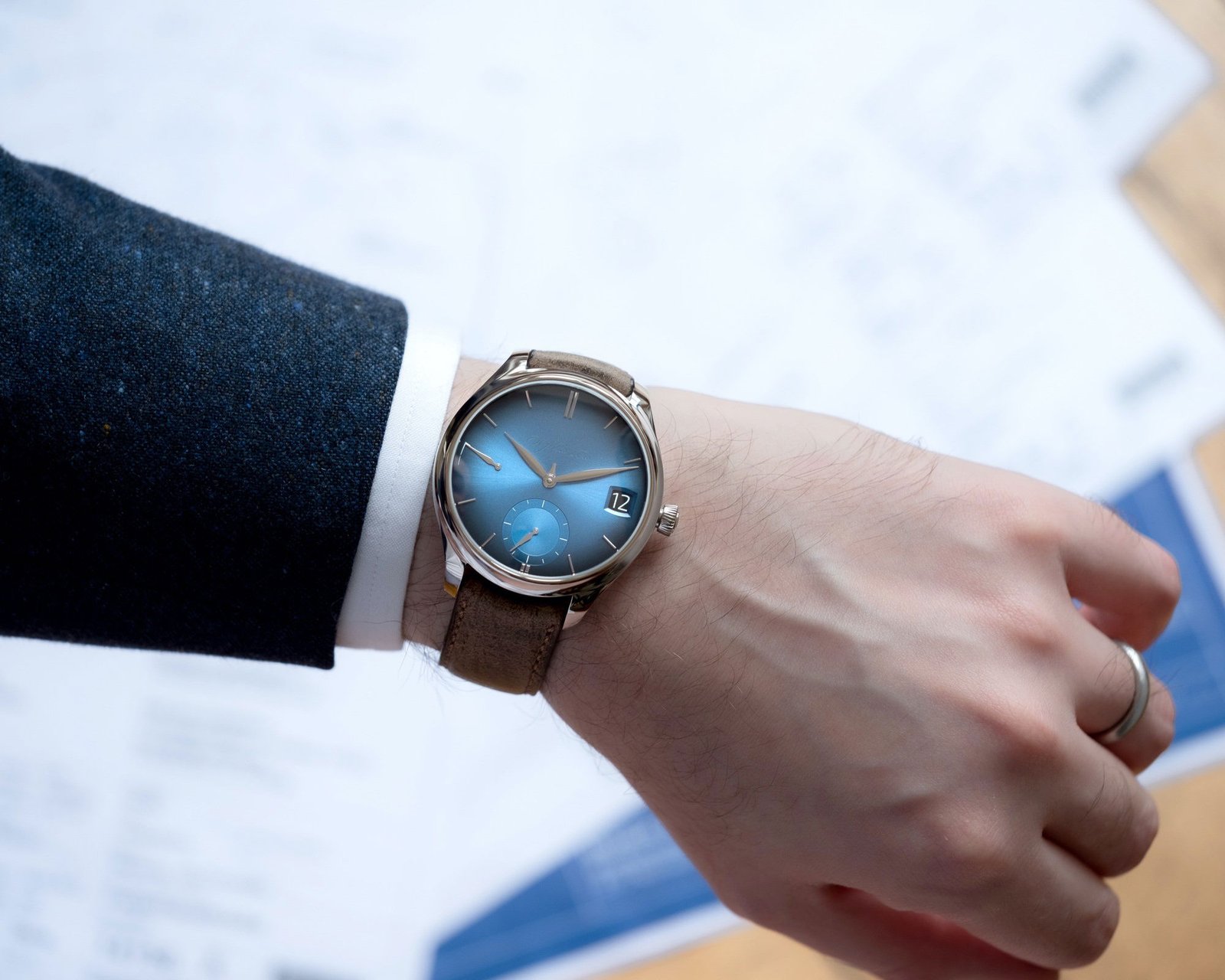Endeavour Perpetual Calendar Funky Blue - Image 2