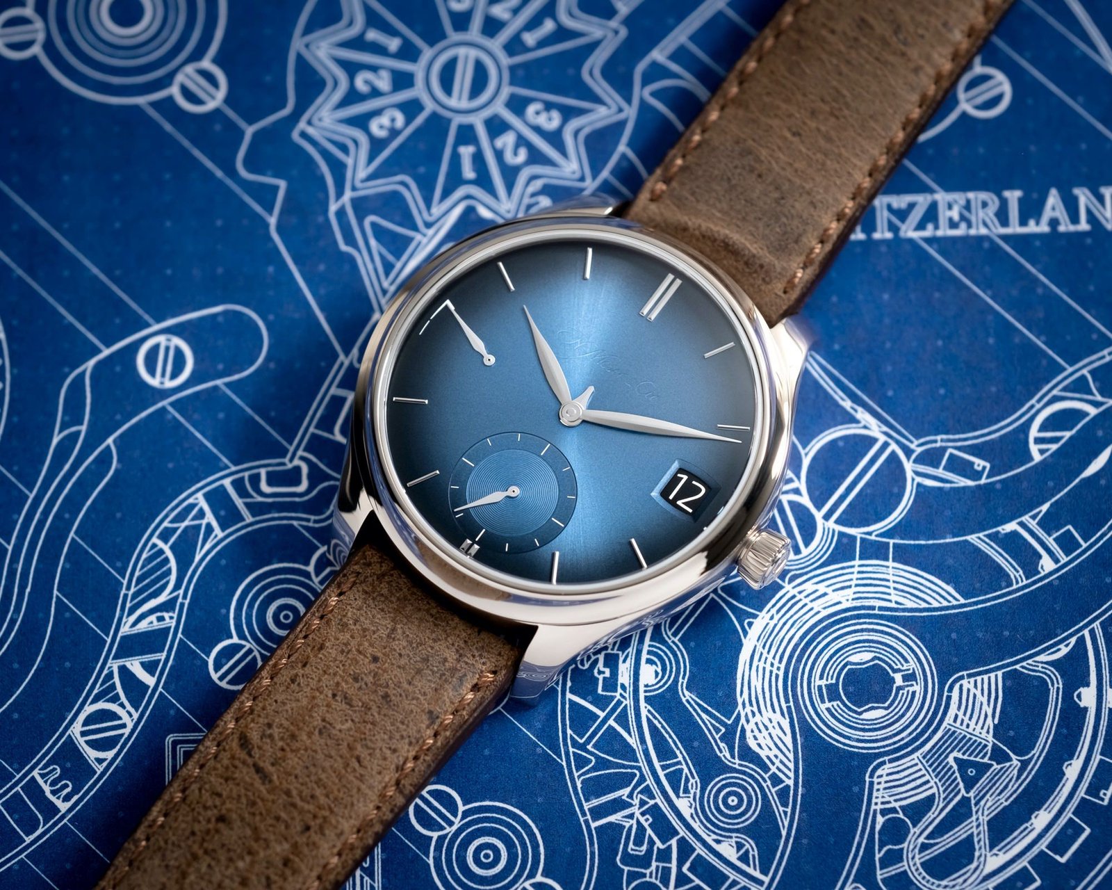 Endeavour Perpetual Calendar Funky Blue - Image 3