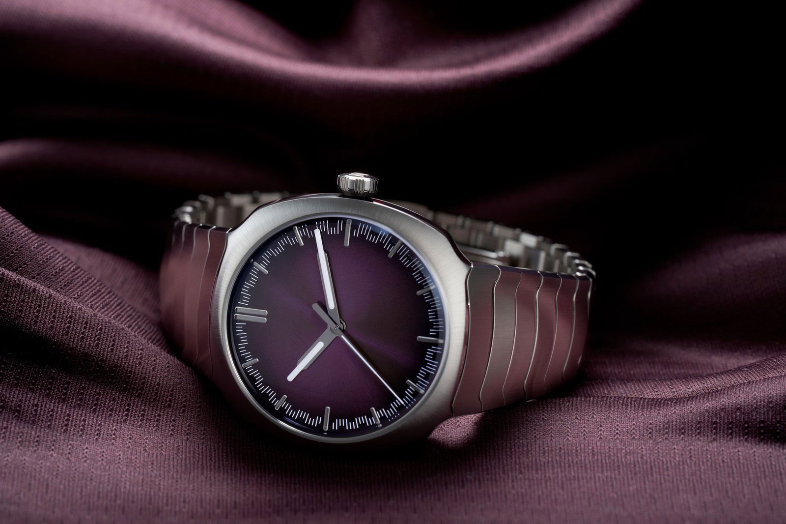 Streamliner Centre Seconds Purple Haze - Image 3