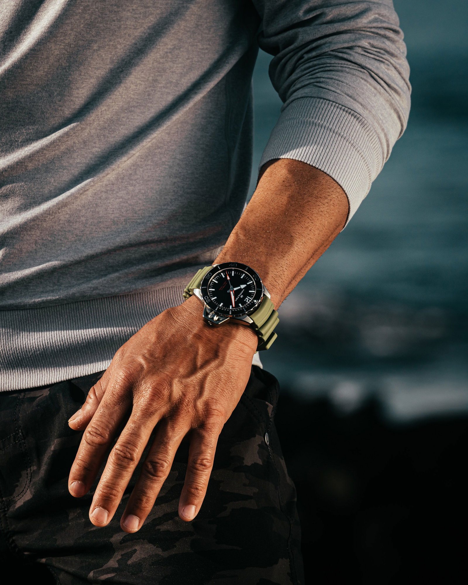 Khaki Navy Frogman Auto 46mm - Image 9