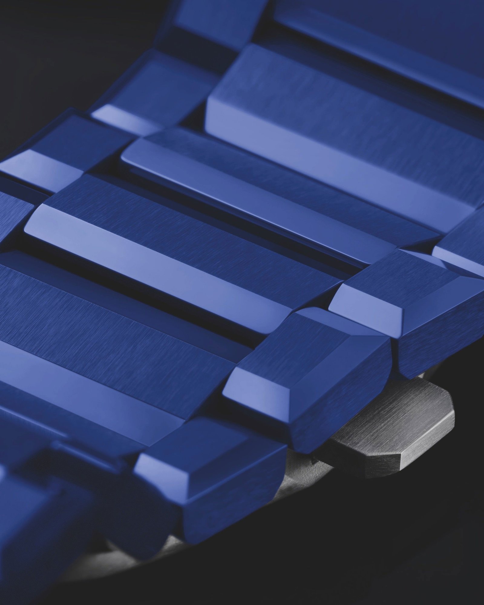 Big Bang Integral Indigo Blue Ceramic - Image 3