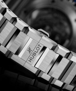 Alternative view of Big Bang Integrated Time Only Titanium Blue