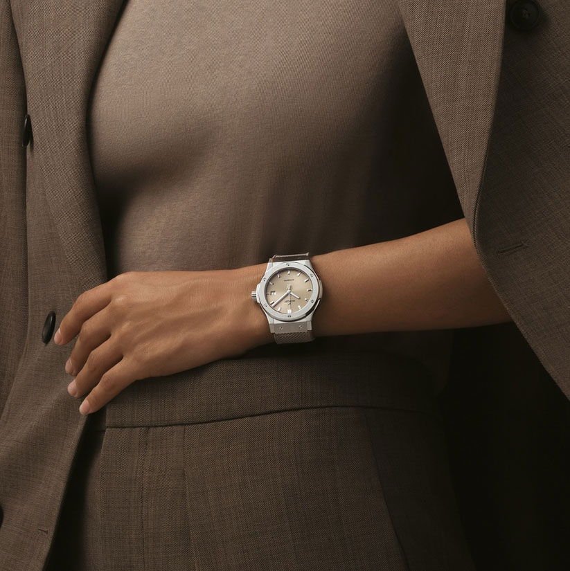Classic Fusion Titanium Essential Taupe - Image 8