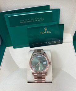 Alternative view of Rolex Day-Date 40 40 mm Everose gold 228235-0025