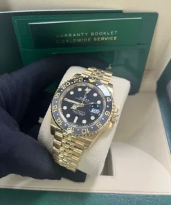 Alternative view of Rolex GMT-Master II 40 mm yellow gold 126718grnr-0001