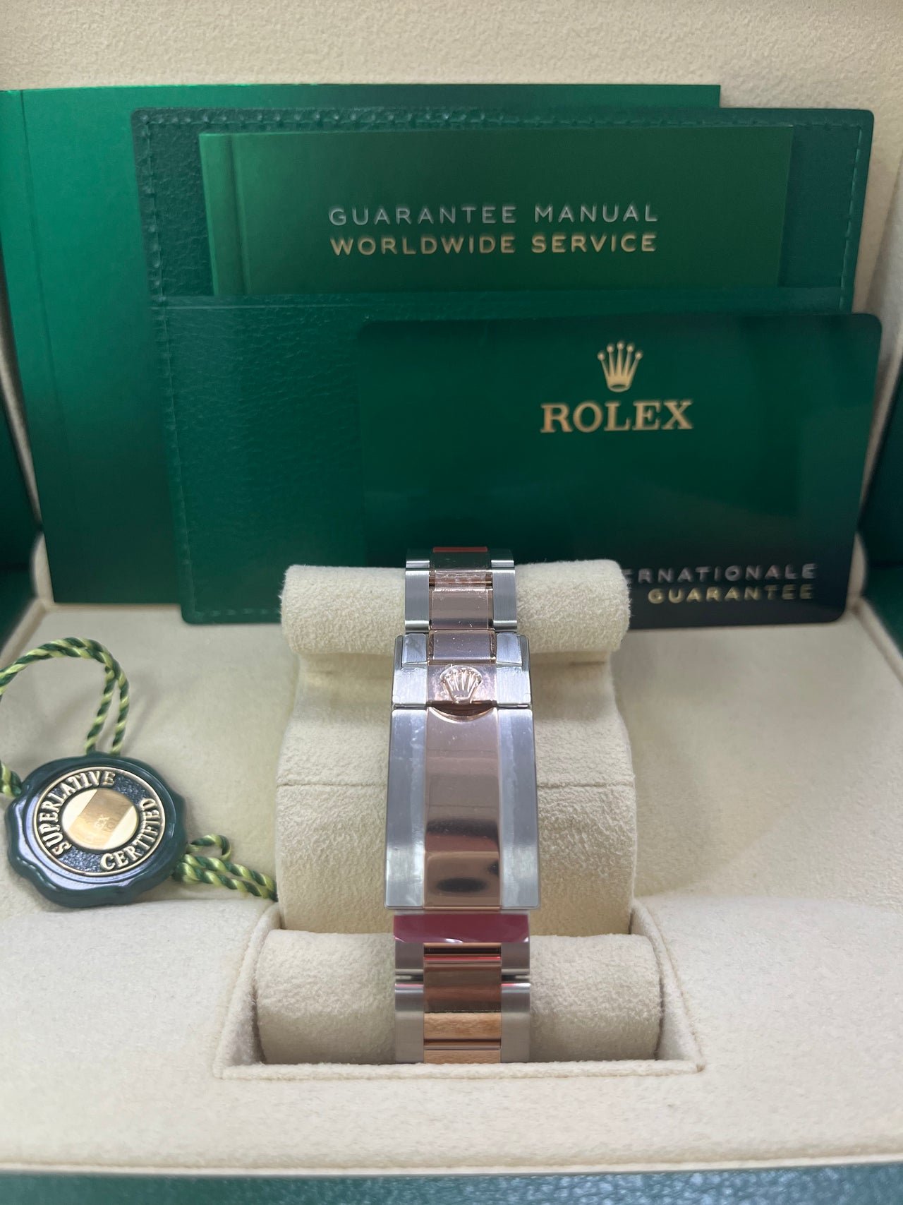 Rolex GMT-Master II 40 mm Oystersteel and Everose gold 126711chnr-0002 - Image 5