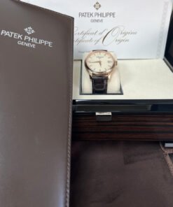 Alternative view of DATE. SWEEP SECONDS. Rose gold 5227R-001