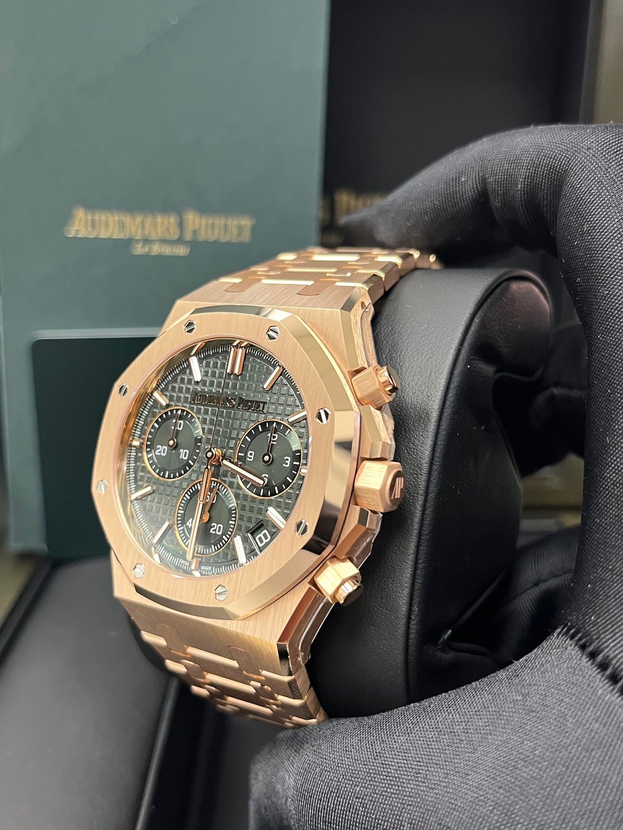 Audemars Piguet Royal Oak Chronograph 41mm Rose Gold Green Dial 26240or.oo.1320or.08 - Image 9