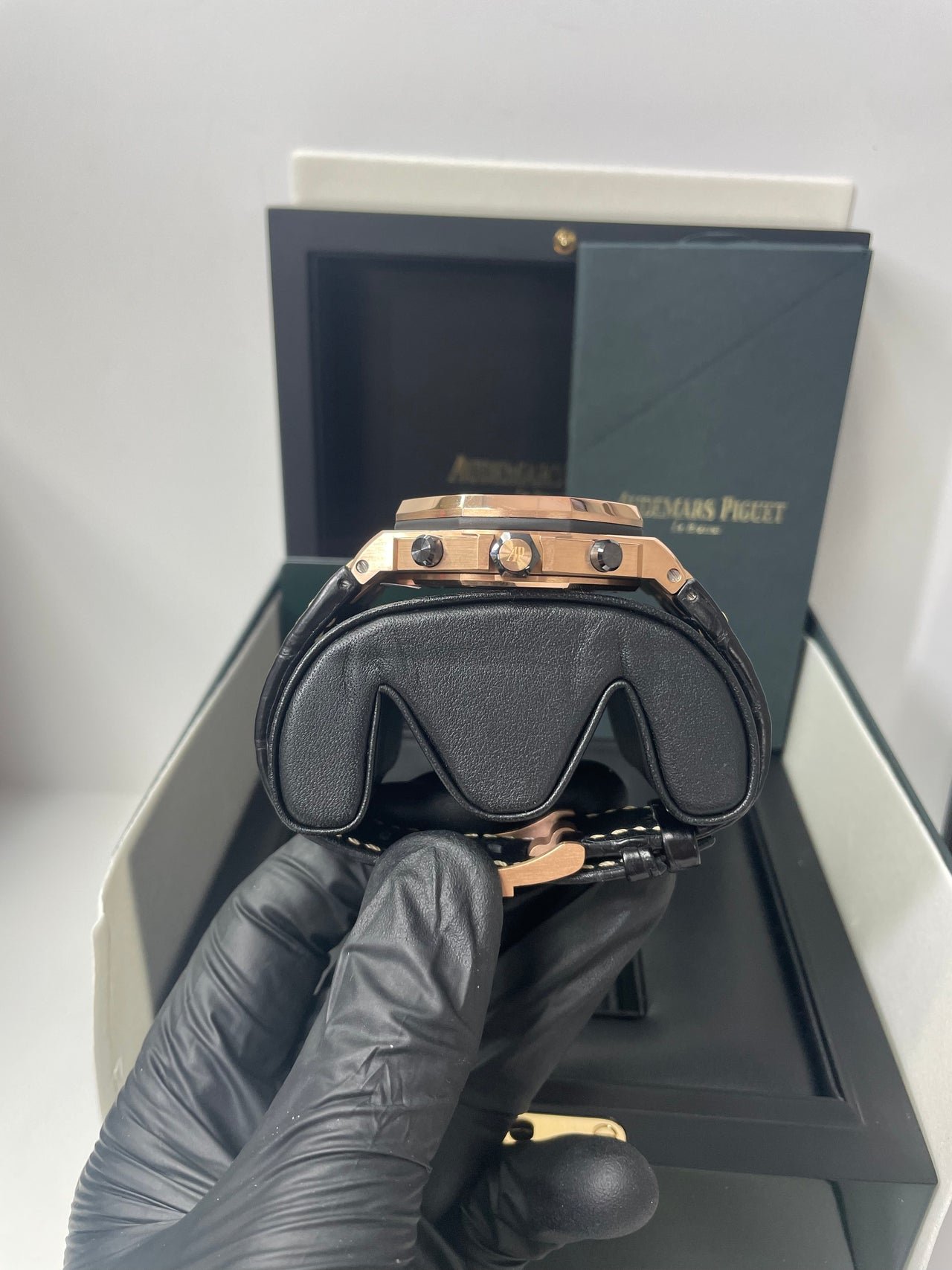 Audemars Piguet Royal Oak Offshore Selfwinding Chronograph / Rose Gold/ Black Dial/ Rose Sub-Dials/ Ceramic Bezel (Ref#26470OR.OO.A002CR.02) - Image 6