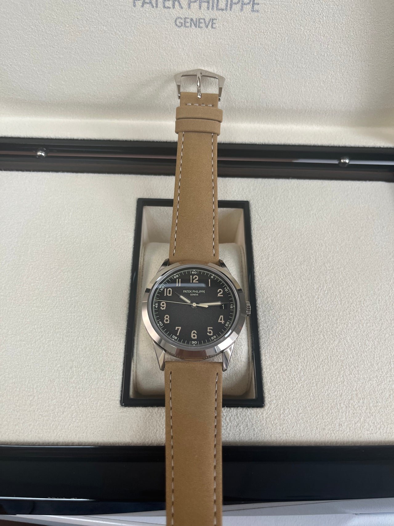 DATE. SWEEP SECONDS. White gold 5226G-001 - Image 5