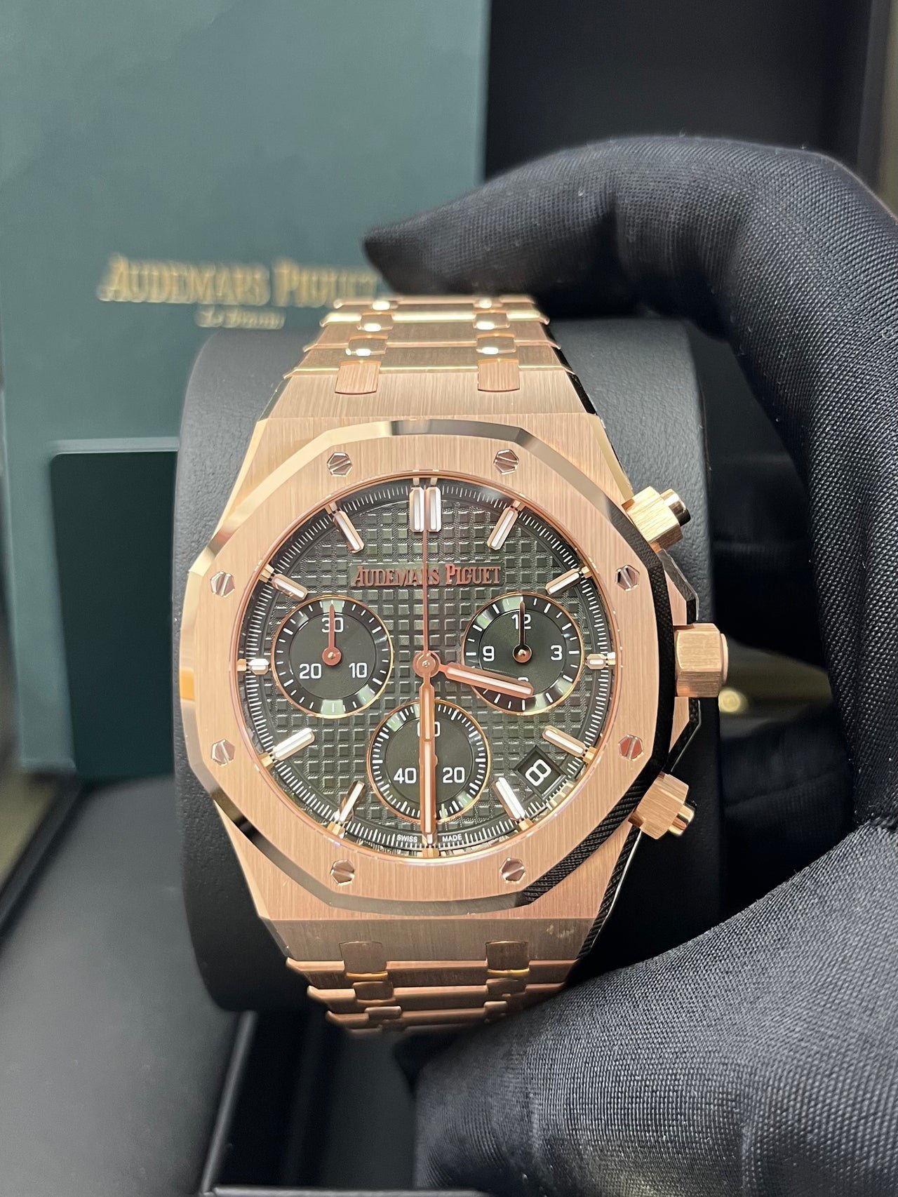 Audemars Piguet Royal Oak Chronograph 41mm Rose Gold Green Dial 26240or.oo.1320or.08 - Image 8