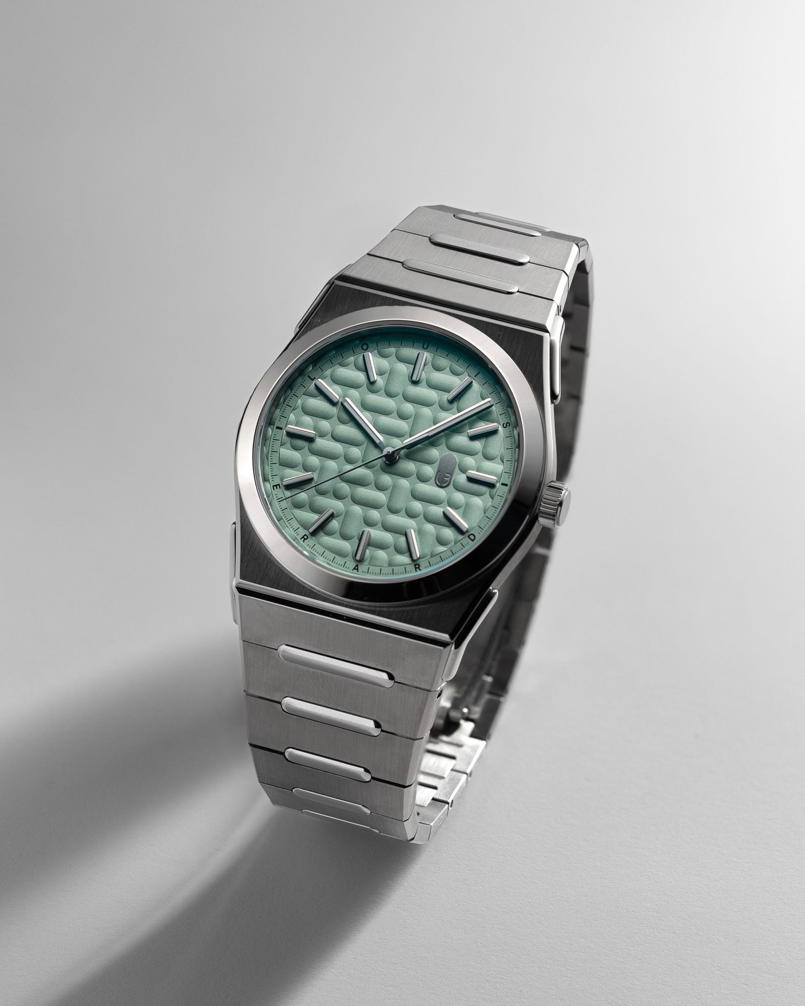 2340 Mint - Image 2