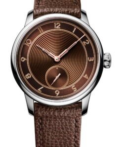 Excellence La Petite Seconde Metropolis Louis Erard x The Horophile Tobacco