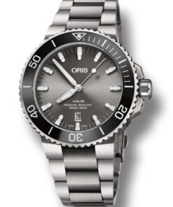 Aquis Titanium Date