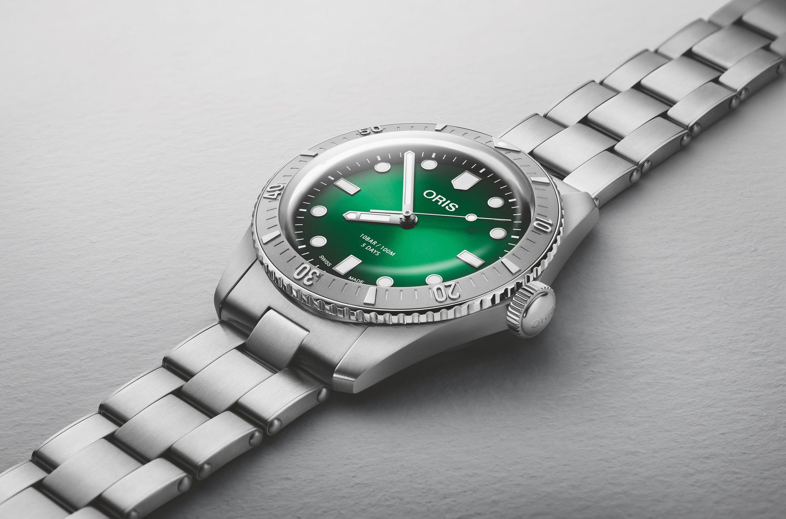 Divers Sixty-Five Calibre 400 - Image 2