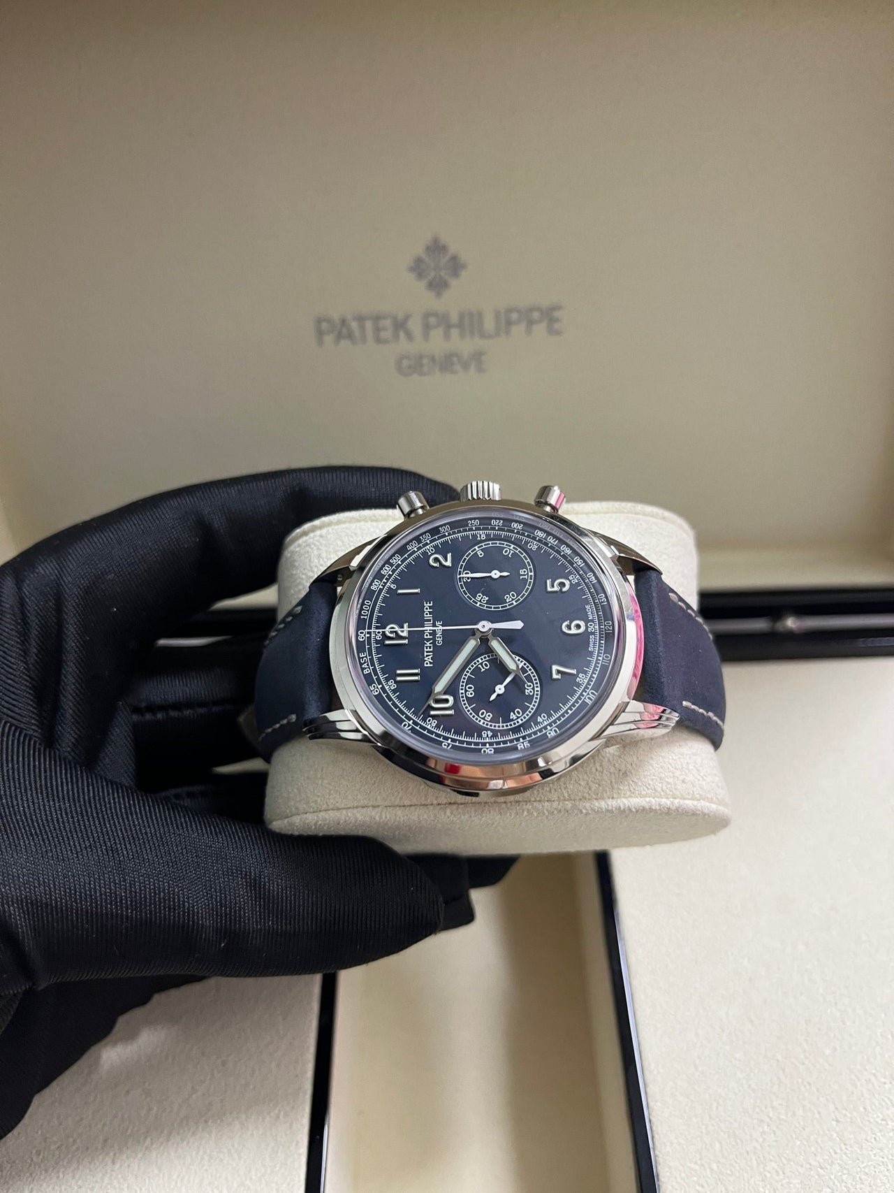 CHRONOGRAPH White gold 5172G-001 - Image 9