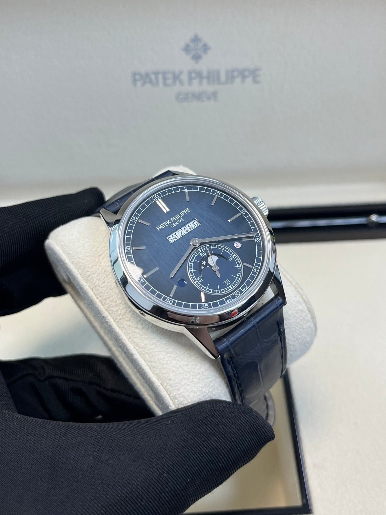 IN-LINE PERPETUAL CALENDAR Platinum 5236P-001 - Image 9