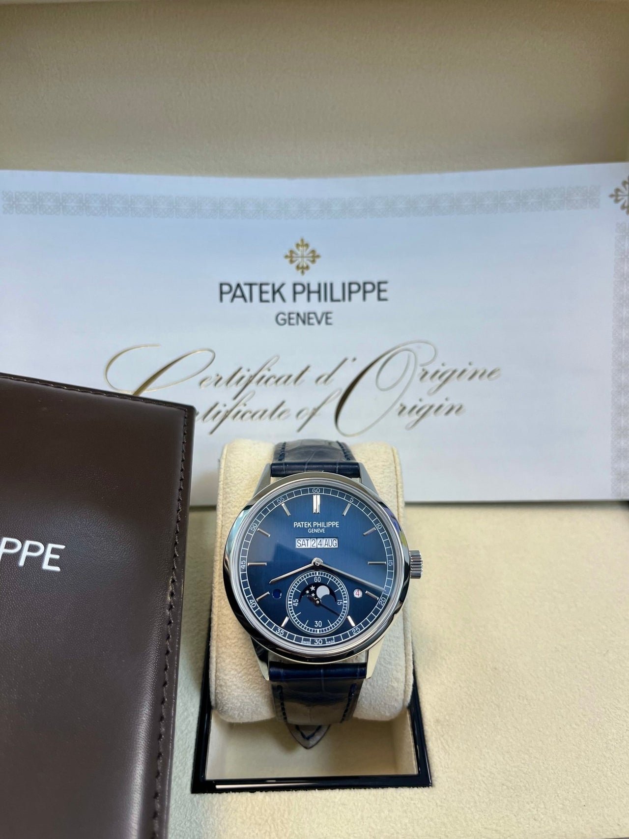 IN-LINE PERPETUAL CALENDAR Platinum 5236P-001 - Image 2