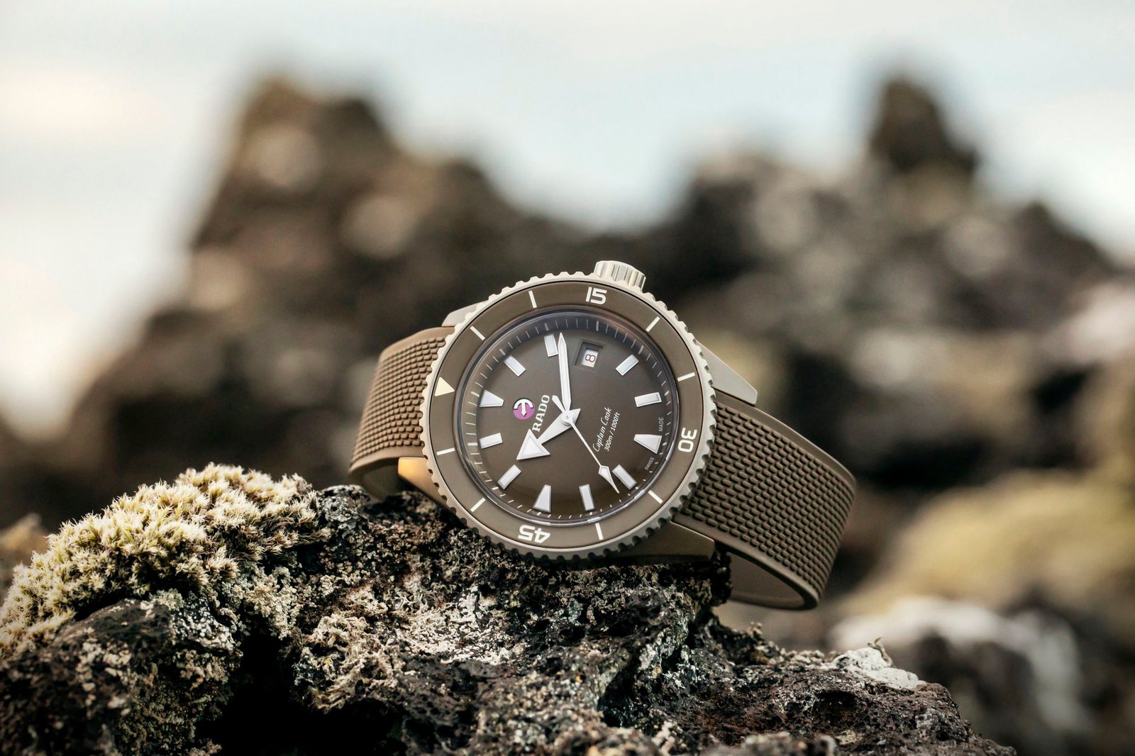 Captain Cook High-Tech Ceramic Diver - Image 2