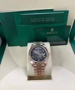 Alternative view of Rolex Day-Date 40 40 mm Everose gold 228235-0055