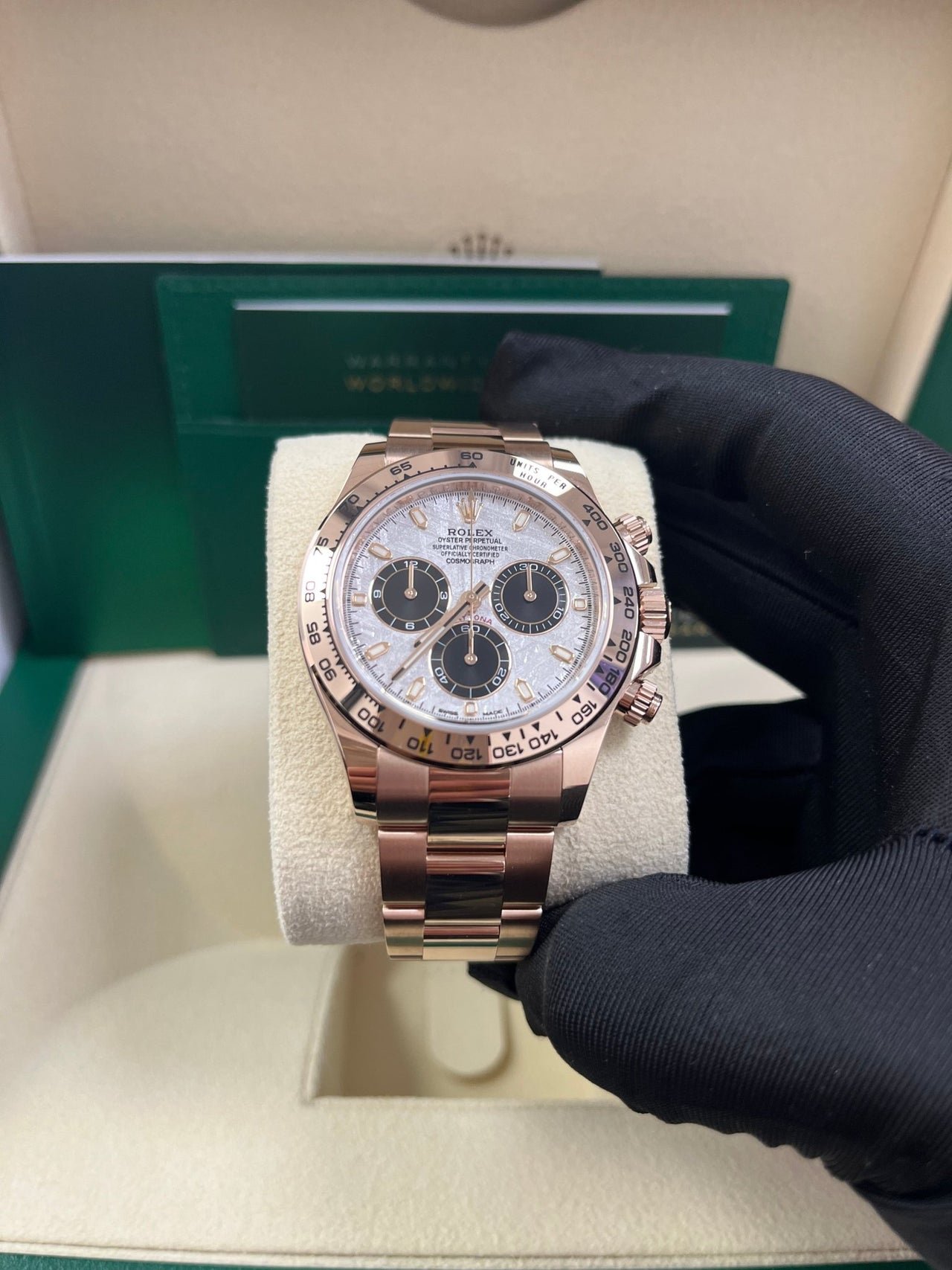 Rolex Daytona Rose Gold Cosmograph Daytona 40 Watch - Meteorite and Black Dial-Oyster Bracelet 116505 - Image 8