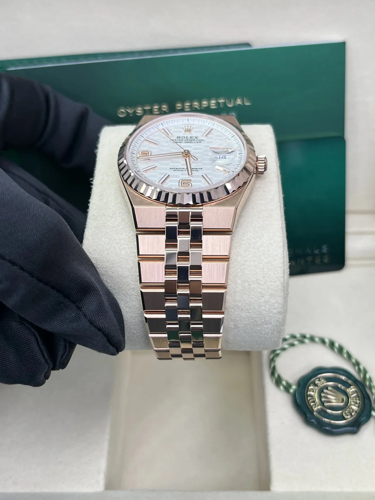 Rolex Land-Dweller 36 36 mm Everose gold 127235-0001 - Image 21