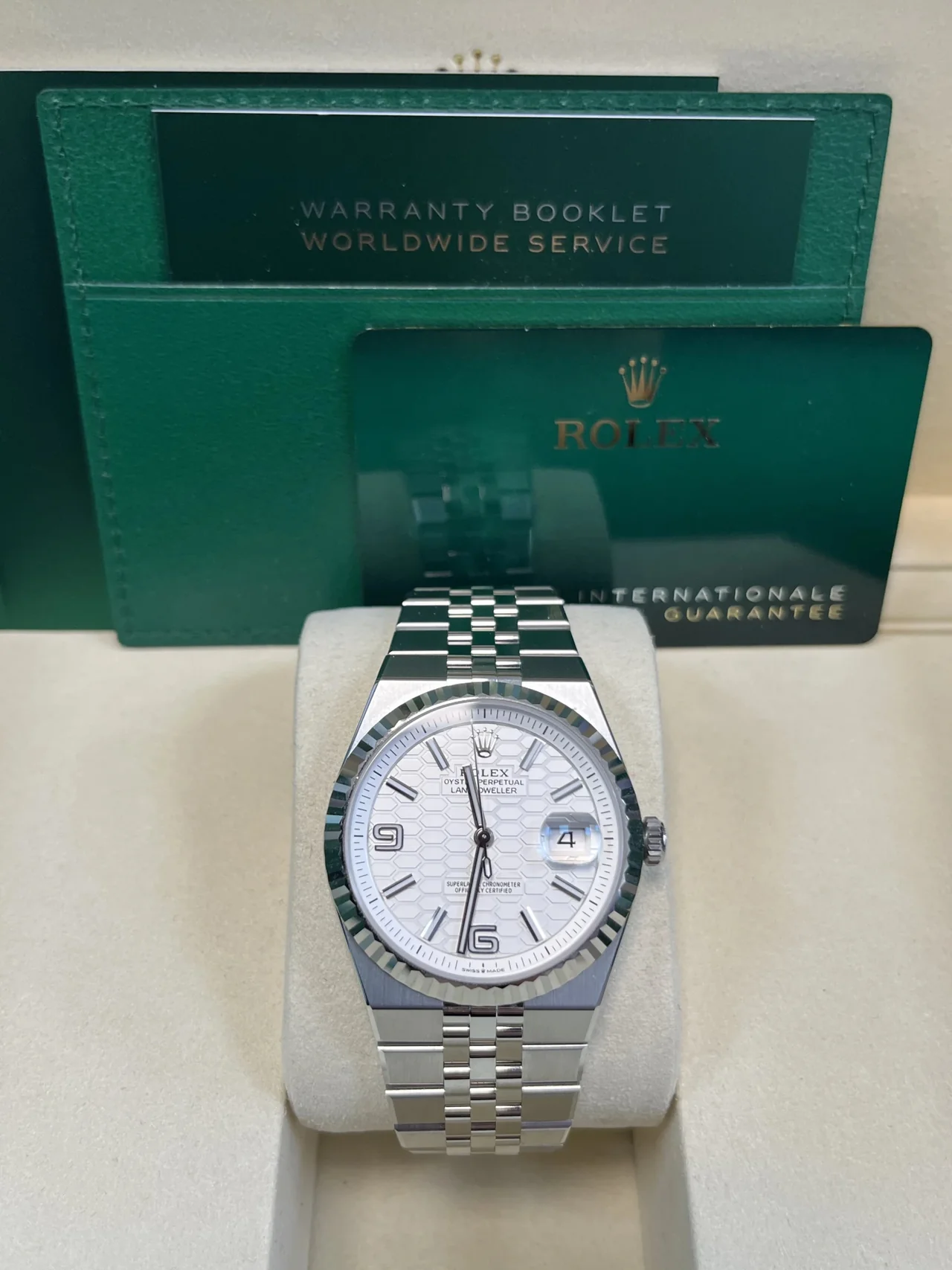 Rolex Land-Dweller 40 40 mm Oystersteel and white gold 127334-0001 - Image 3