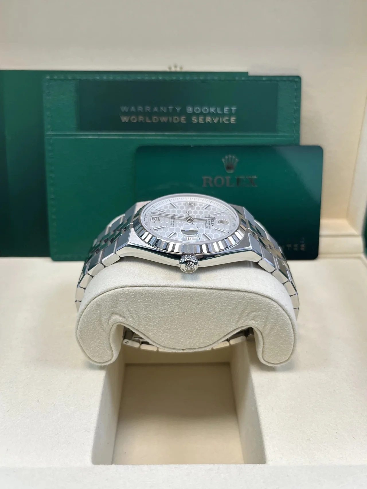 Rolex Land-Dweller 40 40 mm Oystersteel and white gold 127334-0001 - Image 6