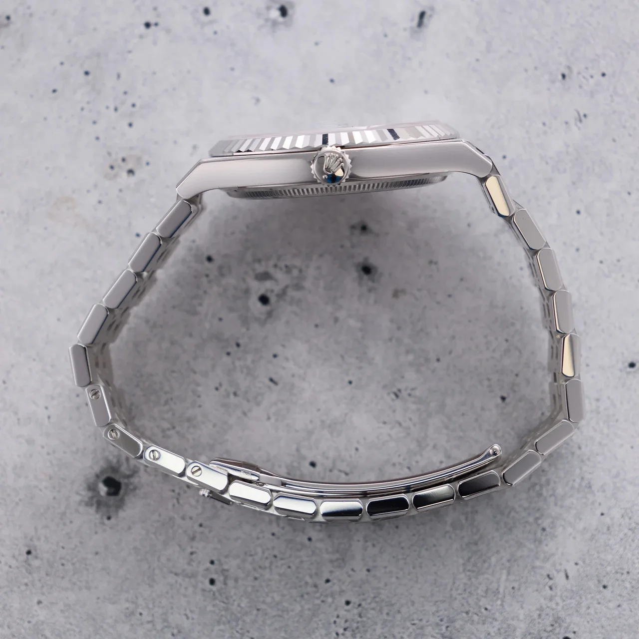 Rolex Land-Dweller 40 40 mm platinum 127336-0001 - Image 8