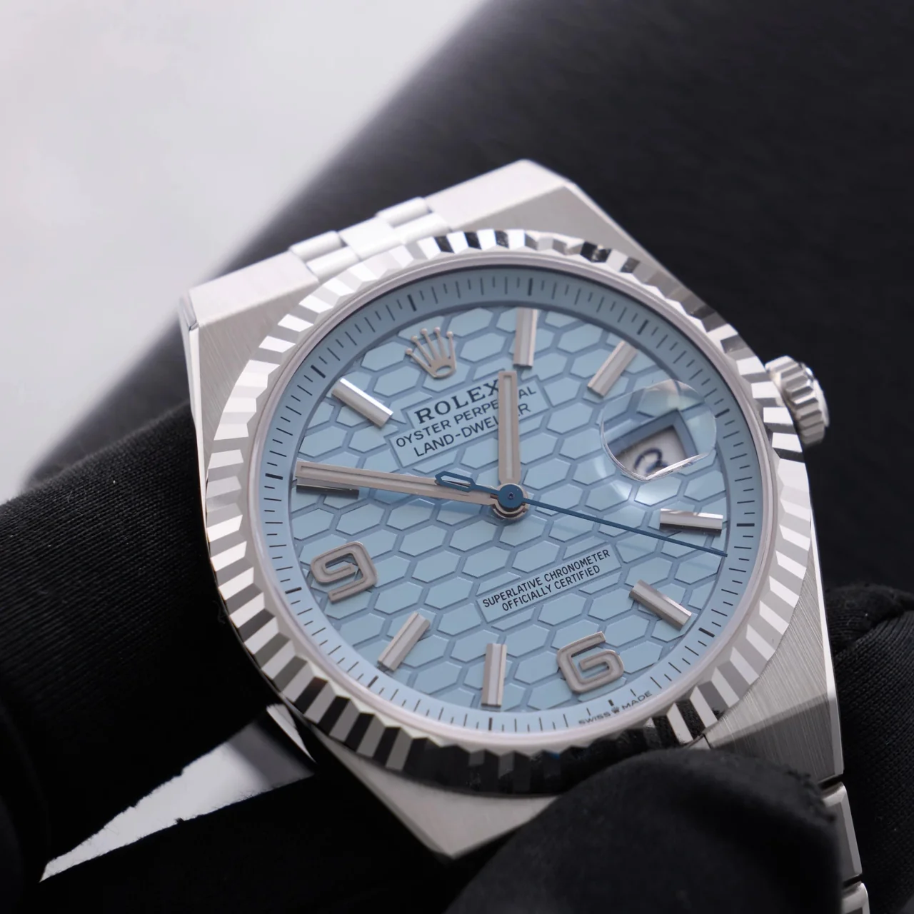 Rolex Land-Dweller 40 40 mm platinum 127336-0001 - Image 15
