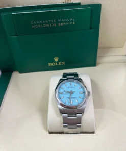 Alternative view of Rolex Oyster Perpetual 36 36 mm Oystersteel 126000-0006