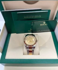 Alternative view of Rolex Sky-Dweller 42 mm Oystersteel and yellow gold 336933-0001