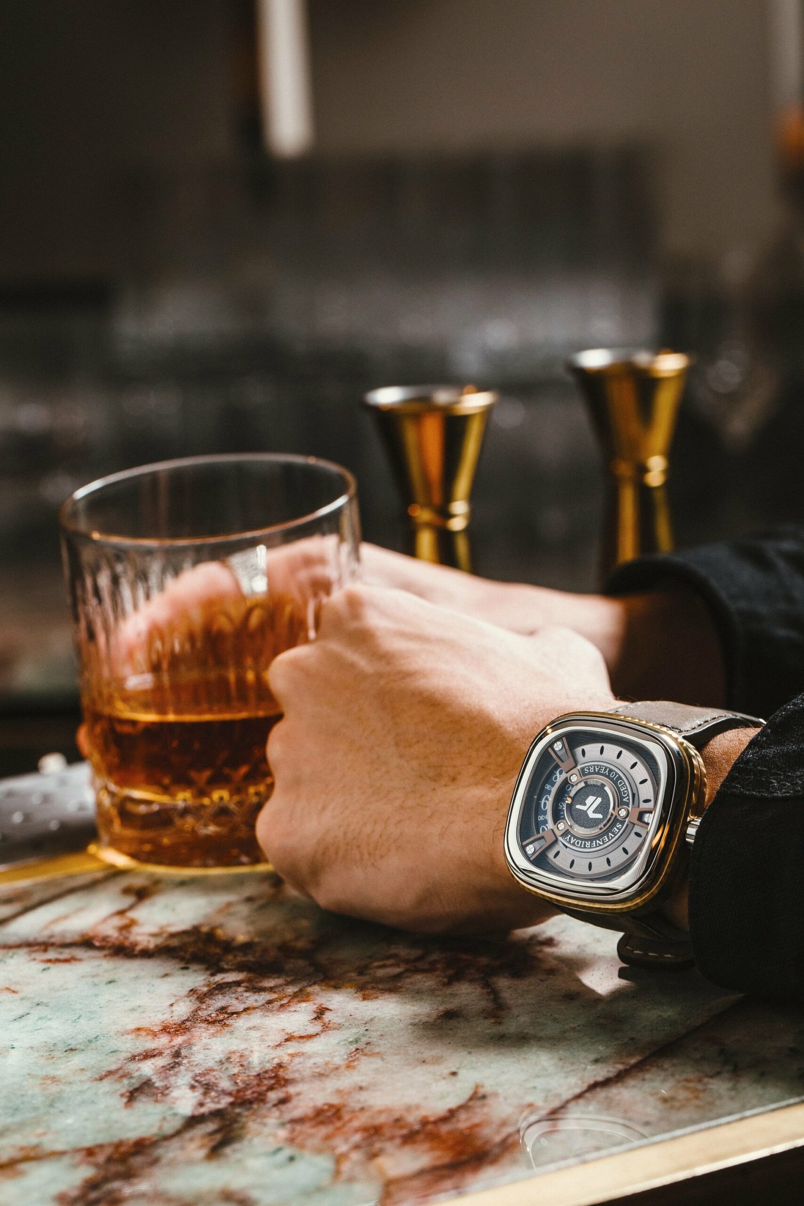 M2/04 The Whiskey - Image 12