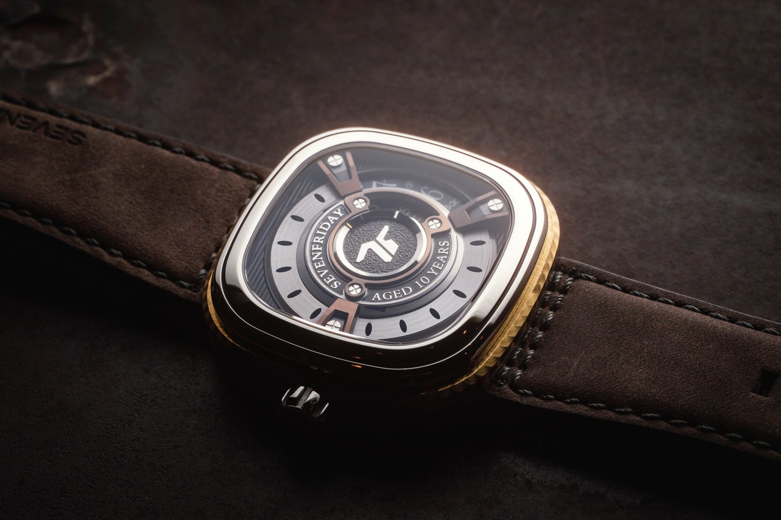 M2/04 The Whiskey - Image 9