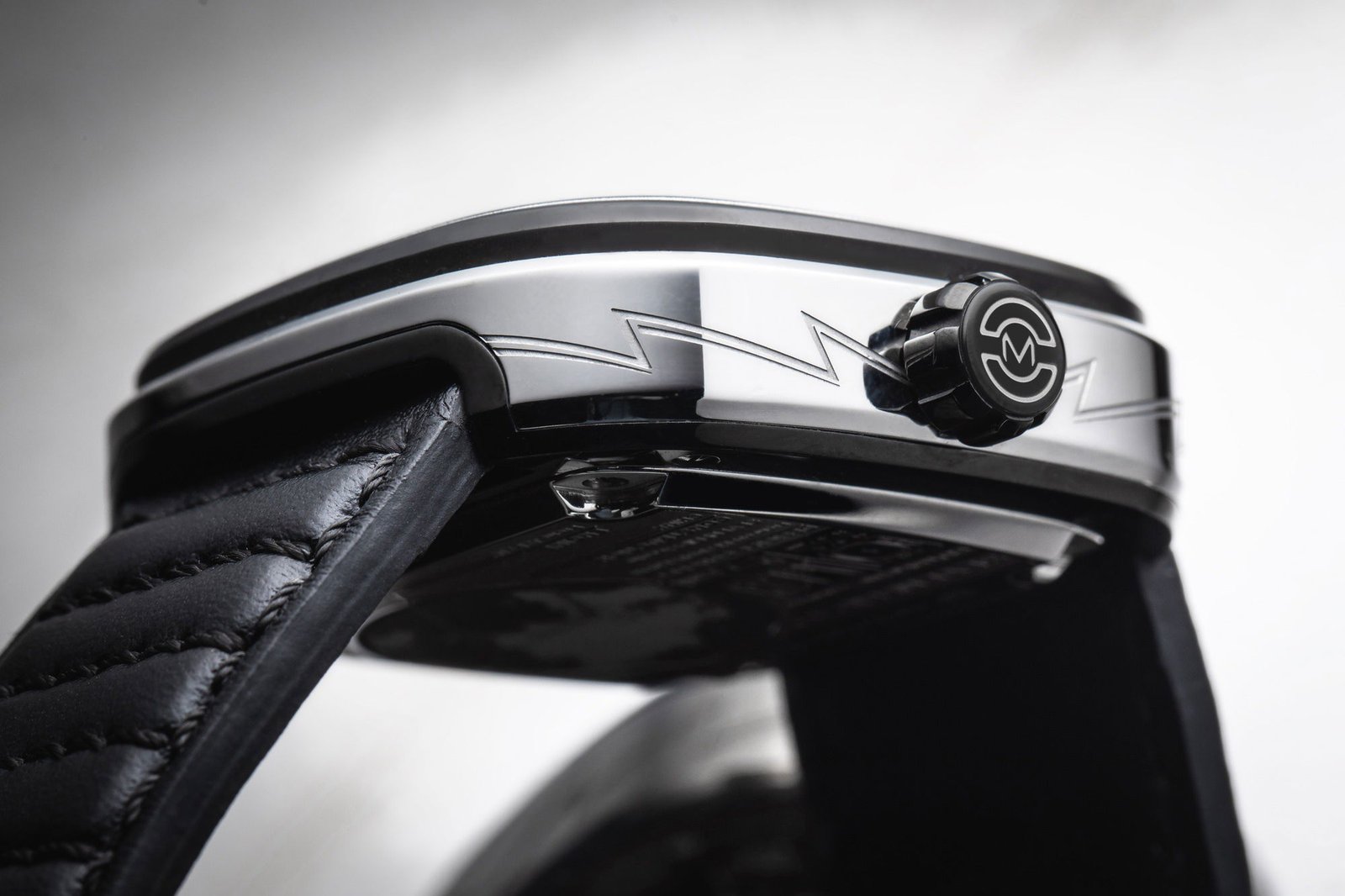 M3/08 Chrome - Image 9