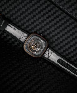 Alternative view of P3C/09 Orange Carbon