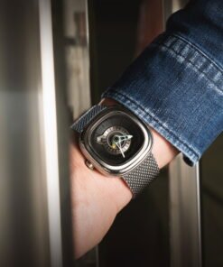 Alternative view of PG1/01M GMT