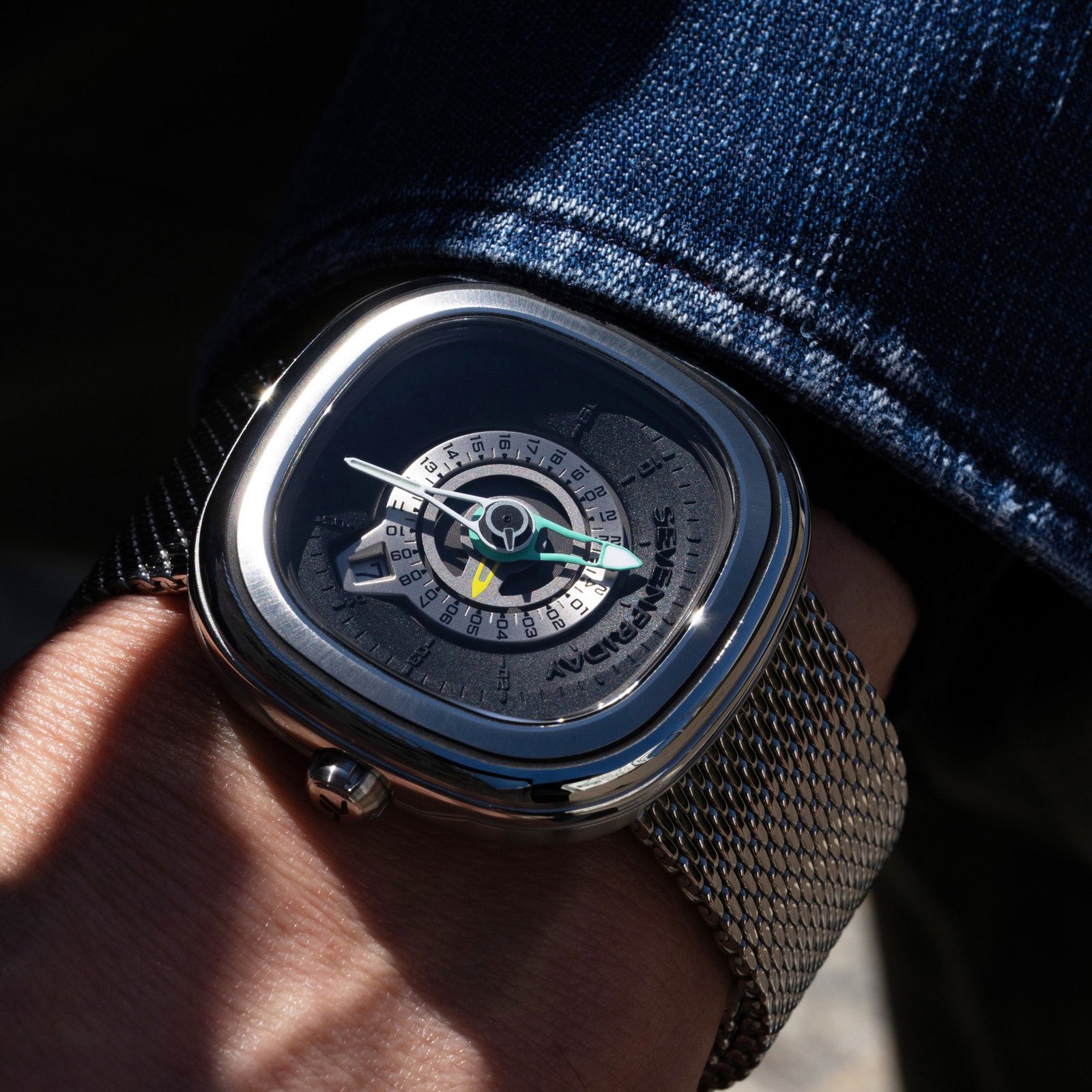 PG1/01M GMT - Image 11