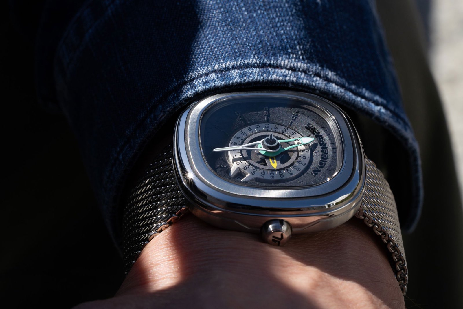 PG1/01M GMT - Image 5