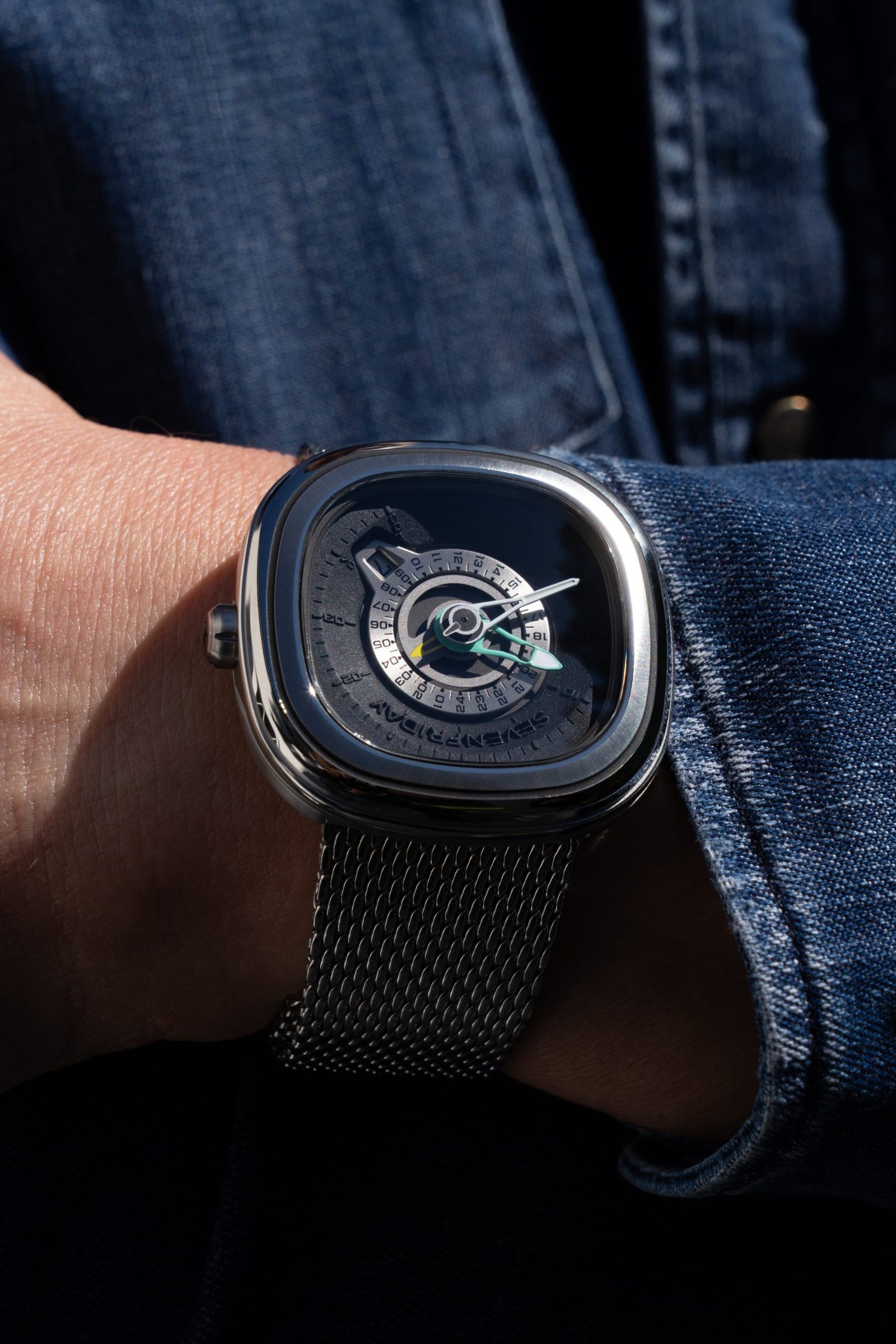 PG1/01M GMT - Image 6